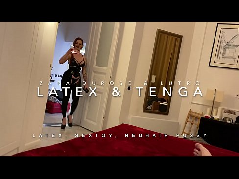 ❤️ Jaruma mai jajayen kaya sanye da rigar latex mai cin duri ❤❌ a mu ❌