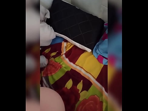 ❤️ Dakina ta zauna a gida ita kadai saboda mijinta ya tafi hutu sai na yi amfani da damar in yi mata fyade na cika mata gindi da nono. ❤❌ a mu ❌